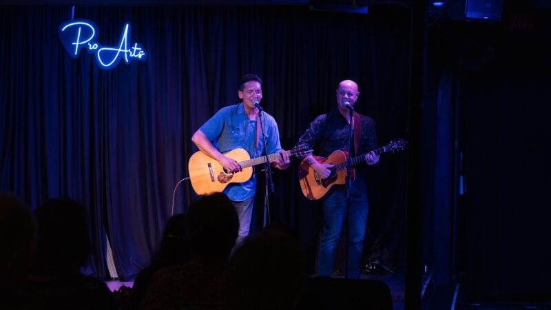 Maui entertainers team for ProArts Playhouse fundraiser